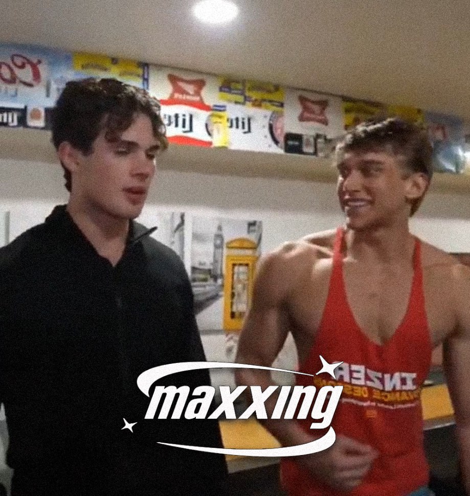 Gym bros maxxing